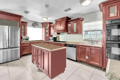 2631 NE 214th Street Miami FL 33180