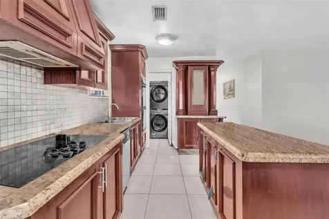 2631 NE 214th Street Miami FL 33180
