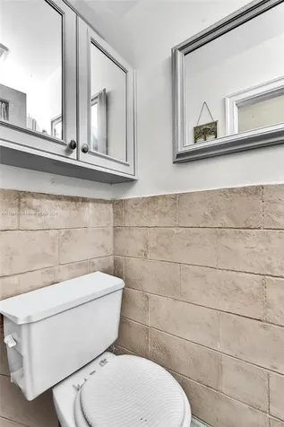 2631 NE 214th Street Miami FL 33180