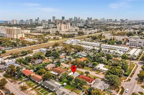2631 NE 214th Street Miami FL 33180