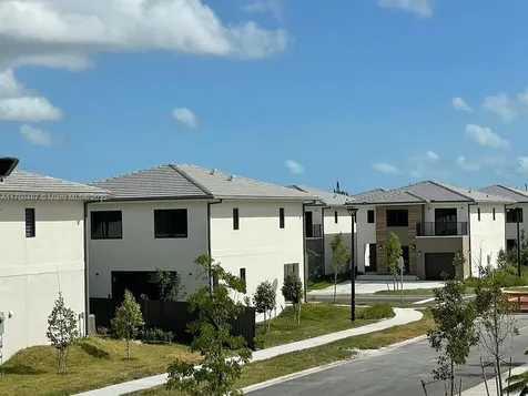 302 NW 11th Court Florida City FL 33034