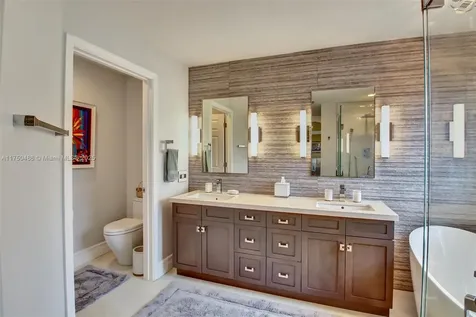 3962 Pinewood Lane Weston FL 33331