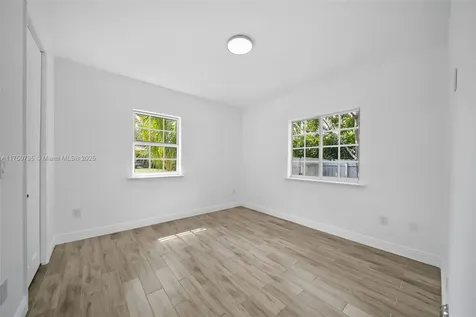 291 NE 107th Street Miami FL 33161