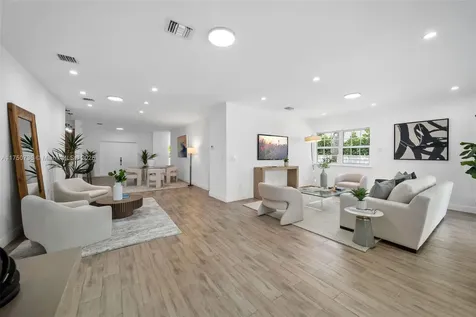 291 NE 107th Street Miami FL 33161