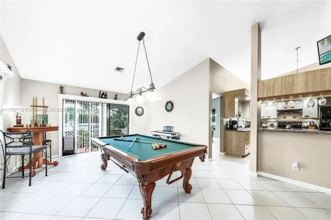 6910 W Wedgewood Avenue Davie FL 33331