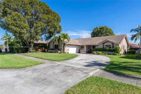 6910 W Wedgewood Avenue Davie FL 33331