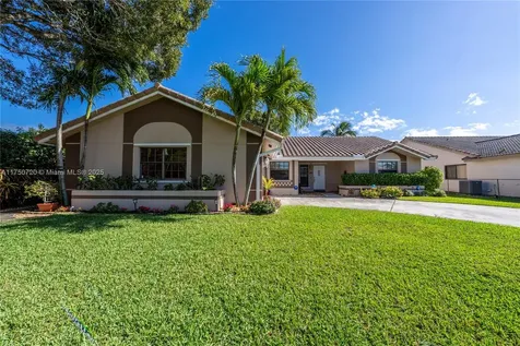 6910 W Wedgewood Avenue Davie FL 33331