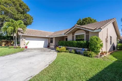 6910 W Wedgewood Avenue Davie FL 33331