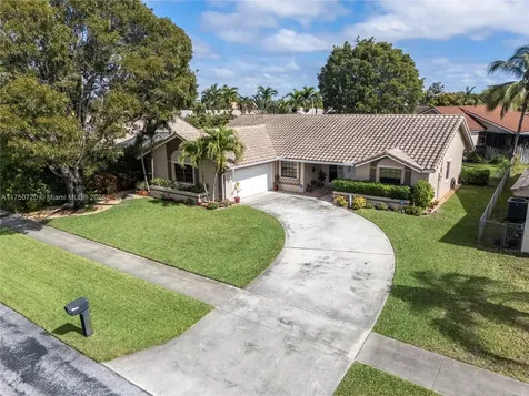 6910 W Wedgewood Avenue Davie FL 33331