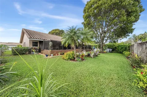 6910 W Wedgewood Avenue Davie FL 33331