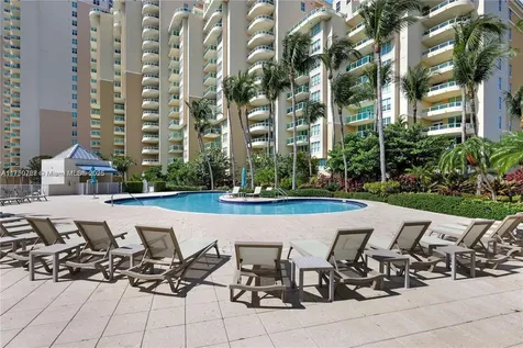 Aventura FL 33180