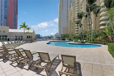 Aventura FL 33180