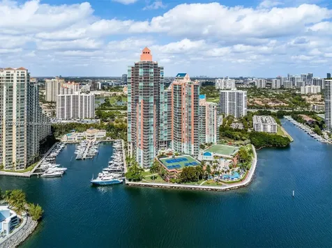 Aventura FL 33180