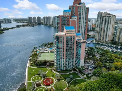 Aventura FL 33180