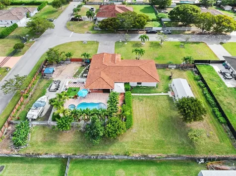 27800 SW 154th Court Homestead FL 33032