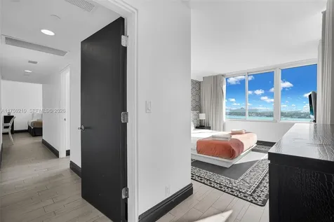 1100 West Avenue Miami Beach FL 33139