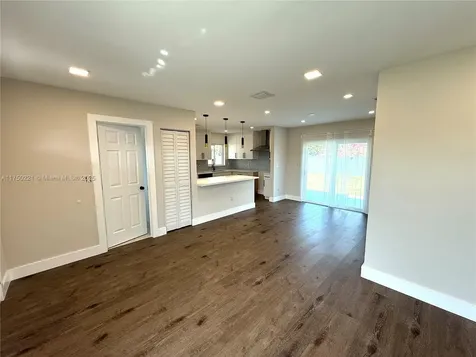 4821 NW 185th Terrace Miami Gardens FL 33055