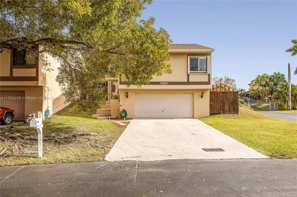9951 SW 218th Terrace Cutler Bay FL 33190
