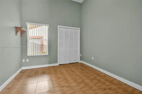 9951 SW 218th Terrace Cutler Bay FL 33190