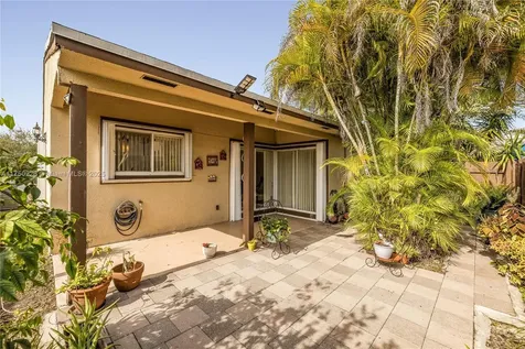 9951 SW 218th Terrace Cutler Bay FL 33190
