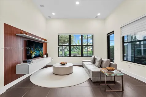 8299 NW 40th Street Cooper City FL 33024