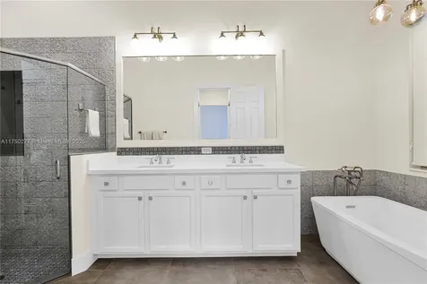 8299 NW 40th Street Cooper City FL 33024