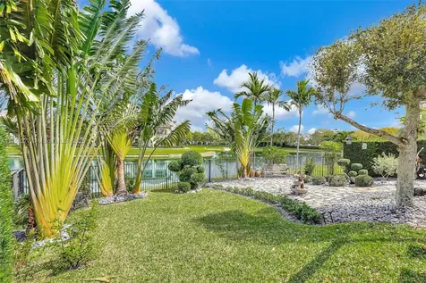 8299 NW 40th Street Cooper City FL 33024