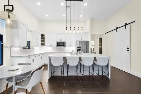 8299 NW 40th Street Cooper City FL 33024