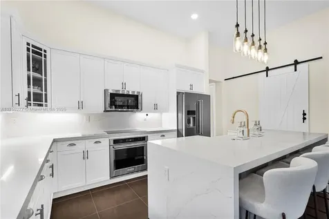 8299 NW 40th Street Cooper City FL 33024