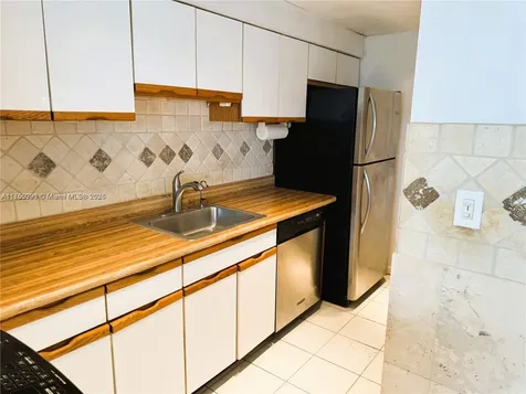 880 NE 69th Street Miami FL 33138