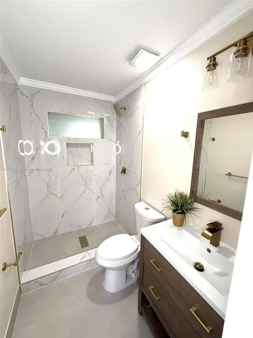 1100 N 71st Terrace Hollywood FL 33024