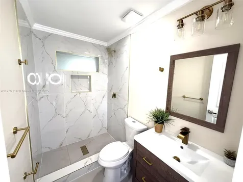 1100 N 71st Terrace Hollywood FL 33024