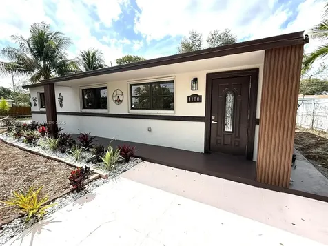1100 N 71st Terrace Hollywood FL 33024