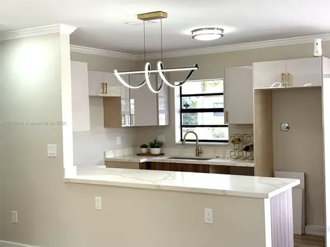 1100 N 71st Terrace Hollywood FL 33024