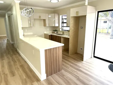 1100 N 71st Terrace Hollywood FL 33024