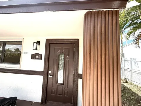 1100 N 71st Terrace Hollywood FL 33024