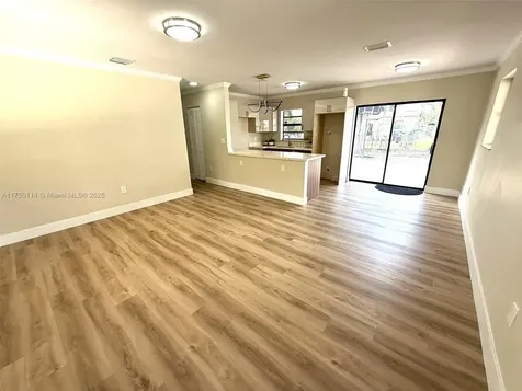 1100 N 71st Terrace Hollywood FL 33024