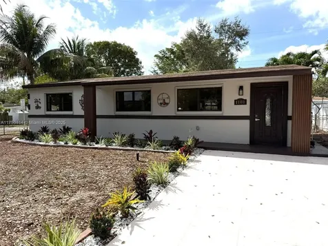 1100 N 71st Terrace Hollywood FL 33024