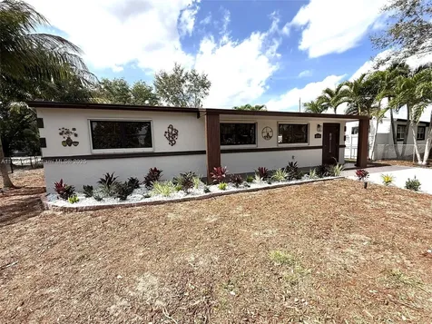 1100 N 71st Terrace Hollywood FL 33024