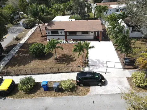1100 N 71st Terrace Hollywood FL 33024