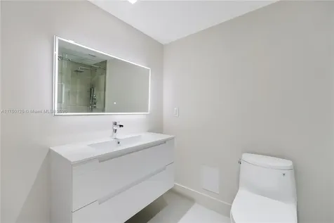 5500 Collins Avenue Miami Beach FL 33140