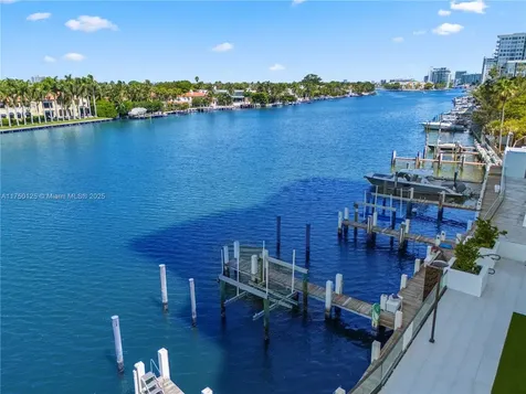 5500 Collins Avenue Miami Beach FL 33140