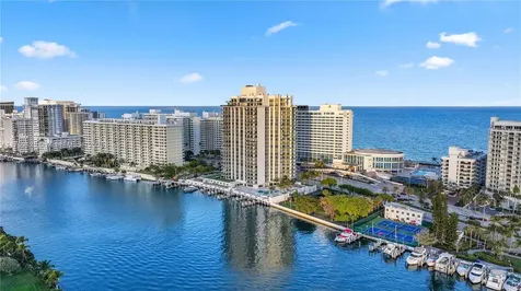 5500 Collins Avenue Miami Beach FL 33140
