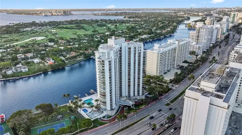 5500 Collins Avenue Miami Beach FL 33140