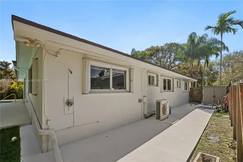 6231 SW 58th Street South Miami FL 33143