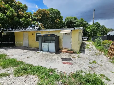 9333 NW 5th Avenue Miami FL 33150
