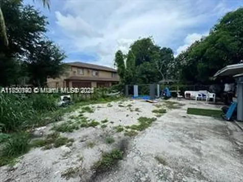 9333 NW 5th Avenue Miami FL 33150