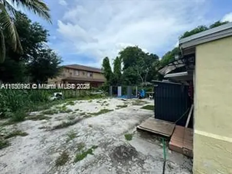9333 NW 5th Avenue Miami FL 33150