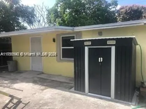 9333 NW 5th Avenue Miami FL 33150