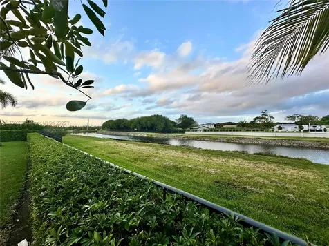 13661 SW 189th Street Miami FL 33177